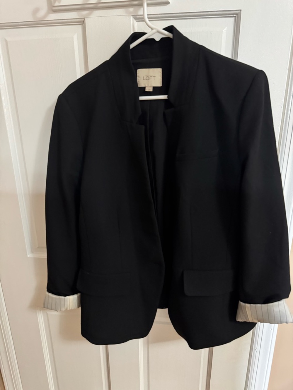 LOFT Black Open-Front Women's Blazer with Contrast Cuffs